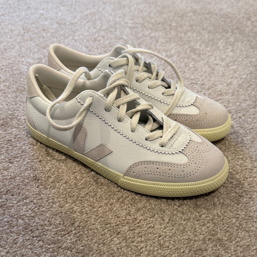 Veja Cream and Tan Lace-Up Sneakers